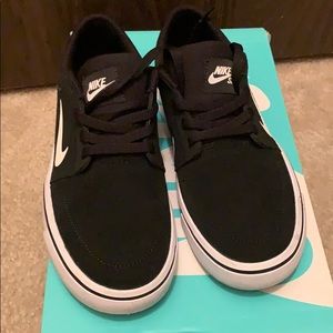 Nike SB Portmore Youth Size